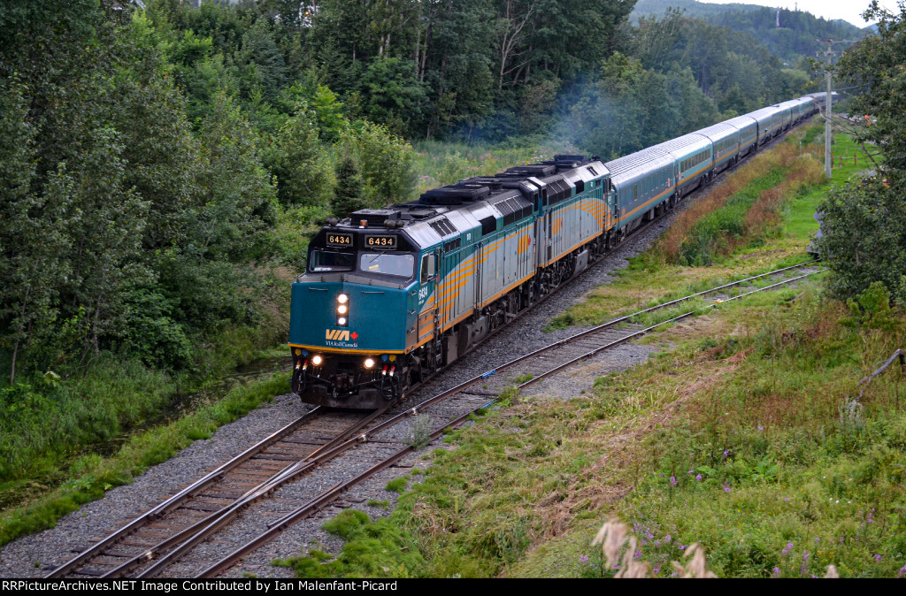 VIA 6434 leads 14 at the 132 Overpass in Bic